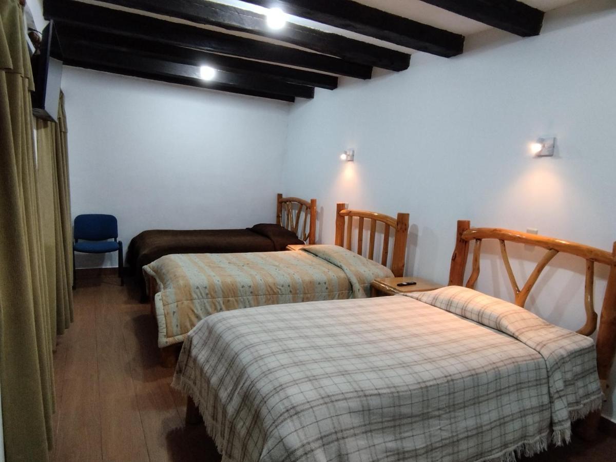 Hotel Achik Wasi Saraguro ภายนอก รูปภาพ